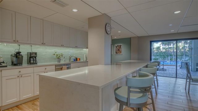 101 BENJAMIN FRANKLIN DRIVE 73, Sarasota, FL 34236