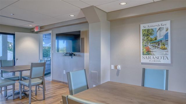 101 BENJAMIN FRANKLIN DRIVE 73, Sarasota, FL 34236