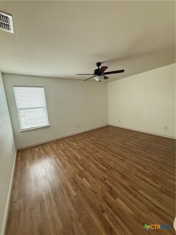 202 Posey Pass, New Braunfels, TX 78132