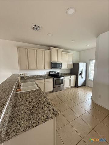 202 Posey Pass, New Braunfels, TX 78132