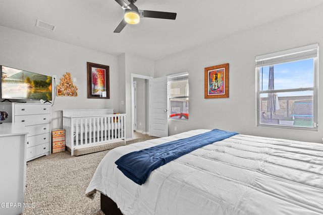 1048 Nepal Sky Street, Horizon City, TX 79928