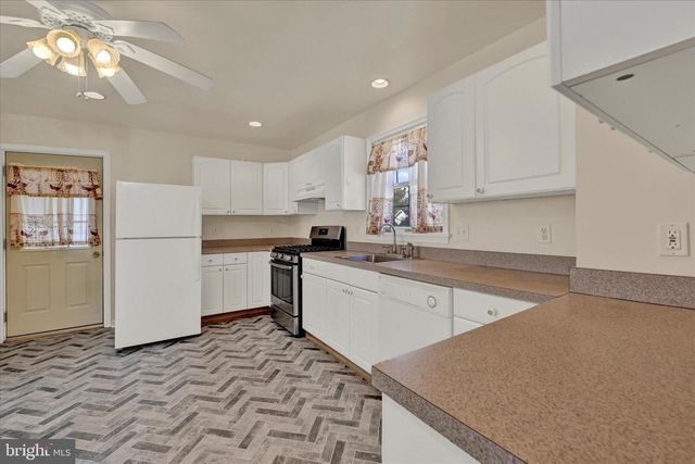 1203 FAIRFIELD AVE, Baltimore, MD 21209