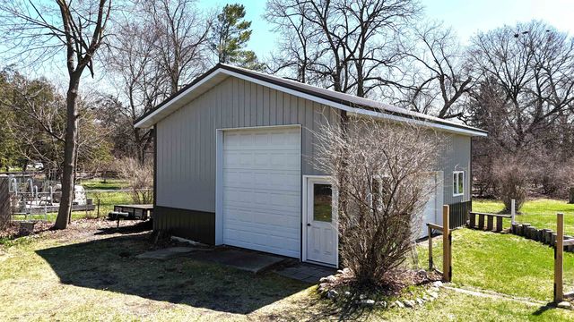1318 E Broadway, Pleasant, MI 48858