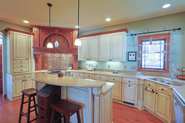 1318 E Broadway, Pleasant, MI 48858