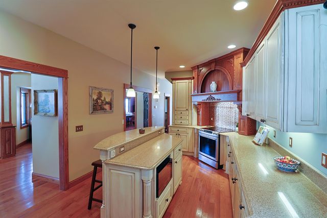 1318 E Broadway, Pleasant, MI 48858