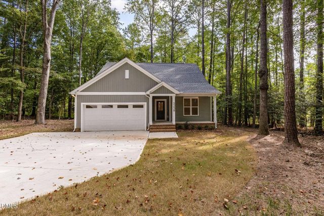 3258 Yorkshire Circle, Sanford, NC 27332