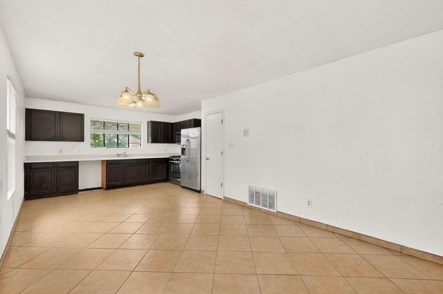 10404 Andretti Avenue SW, Albuquerque, NM 87121