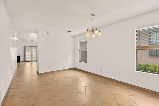 10404 Andretti Avenue SW, Albuquerque, NM 87121