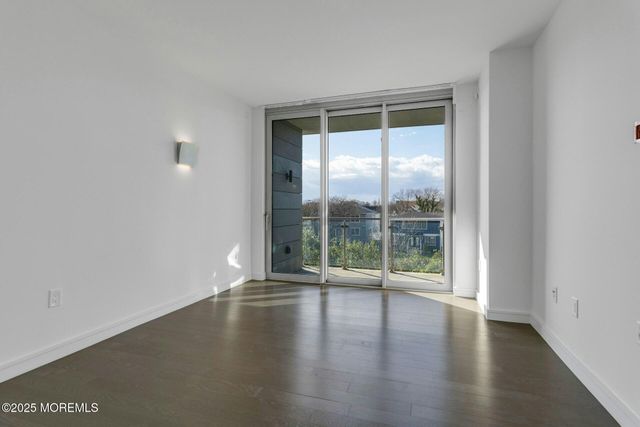 15 Morris Avenue 221, Long Branch, NJ 07740