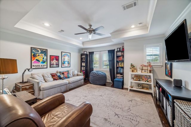 1430 Chamboard Lane, Houston, TX 77018