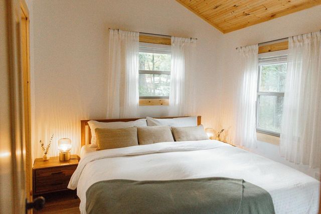 1894 W 16th Avenue, Friendship, WI 53934