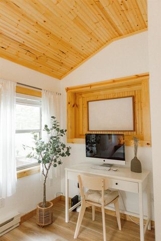 1894 W 16th Avenue, Friendship, WI 53934