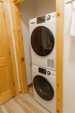 1894 W 16th Avenue, Friendship, WI 53934