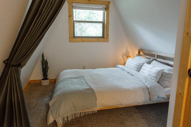 1894 W 16th Avenue, Friendship, WI 53934