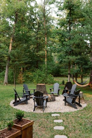 1894 W 16th Avenue, Friendship, WI 53934