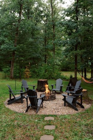 1894 W 16th Avenue, Friendship, WI 53934