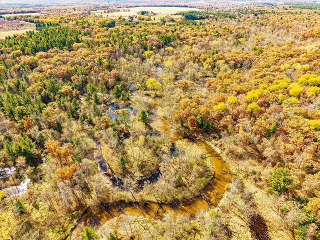 1894 W 16th Avenue, Friendship, WI 53934