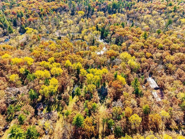 1894 W 16th Avenue, Friendship, WI 53934