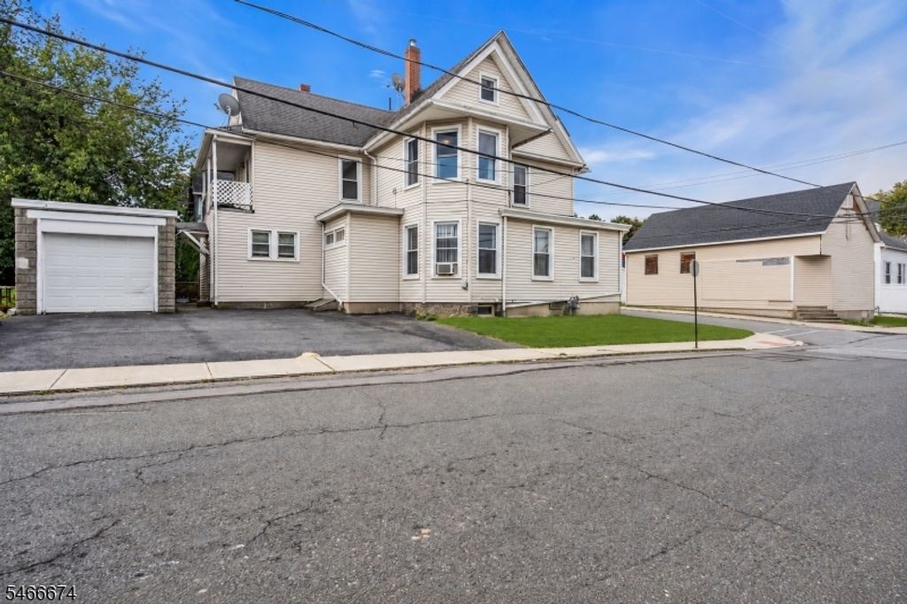 56 Summit Ave, Phillipsburg Town, NJ 08865 — photo 3