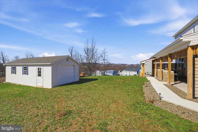 95 RED MAPLE DR, Etters, PA 17319