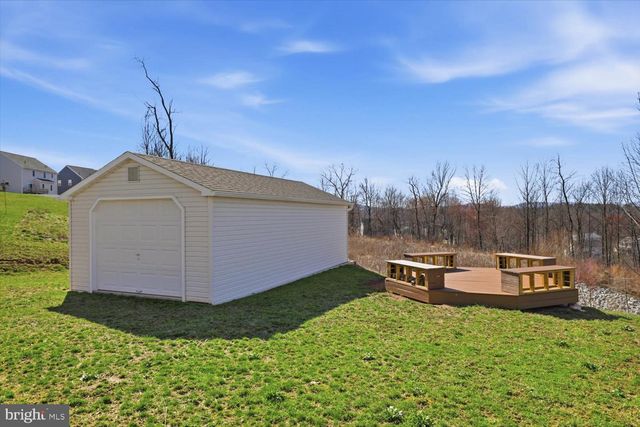 95 RED MAPLE DR, Etters, PA 17319