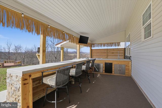 95 RED MAPLE DR, Etters, PA 17319