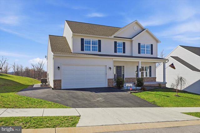 95 RED MAPLE DR, Etters, PA 17319