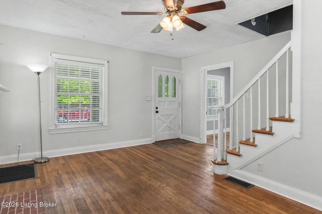 2412 Bradley Ave, Louisville, KY 40217