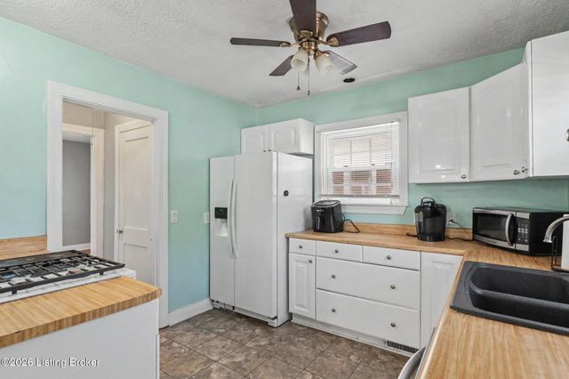 2412 Bradley Ave, Louisville, KY 40217