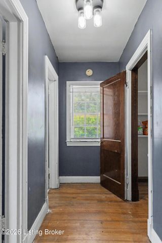 2412 Bradley Ave, Louisville, KY 40217