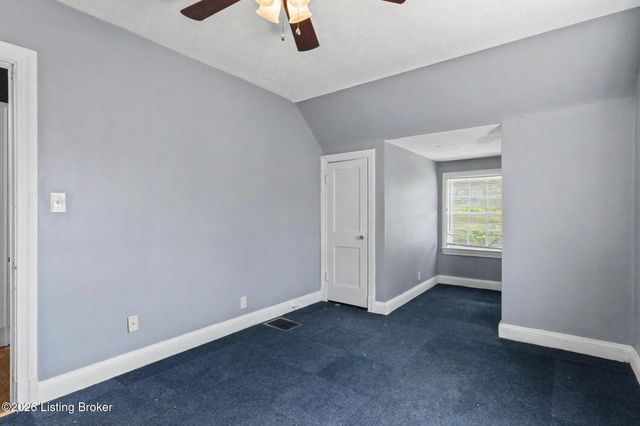 2412 Bradley Ave, Louisville, KY 40217