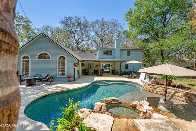 836 LAKE ASBURY Drive, Green Cove Springs, FL 32043