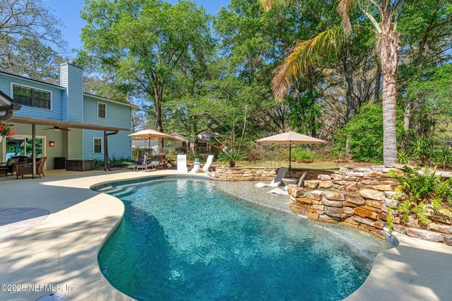 836 LAKE ASBURY Drive, Green Cove Springs, FL 32043