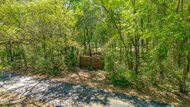 836 LAKE ASBURY Drive, Green Cove Springs, FL 32043