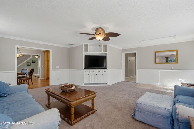 836 LAKE ASBURY Drive, Green Cove Springs, FL 32043