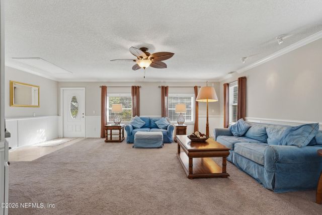 836 LAKE ASBURY Drive, Green Cove Springs, FL 32043