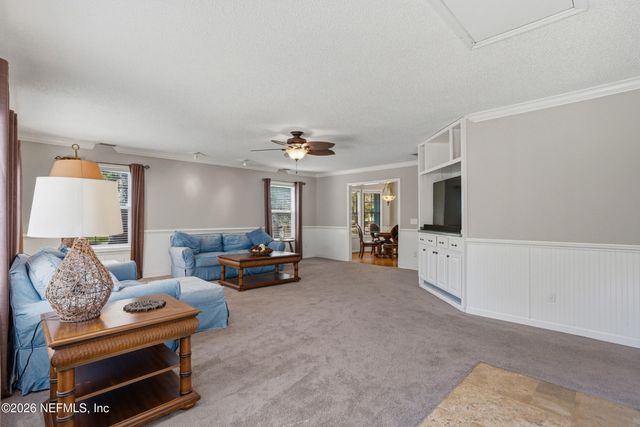 836 LAKE ASBURY Drive, Green Cove Springs, FL 32043