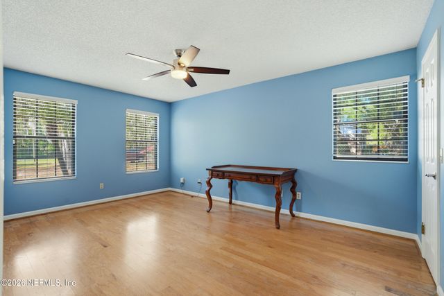 836 LAKE ASBURY Drive, Green Cove Springs, FL 32043