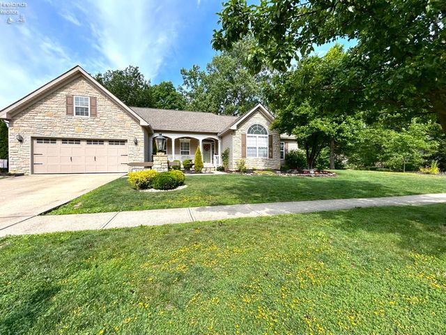1052 Arrowhead, Vermilion, OH 44089