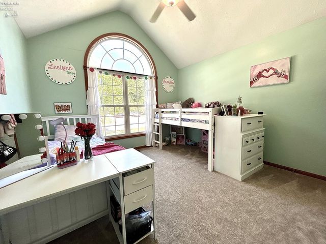 1052 Arrowhead, Vermilion, OH 44089