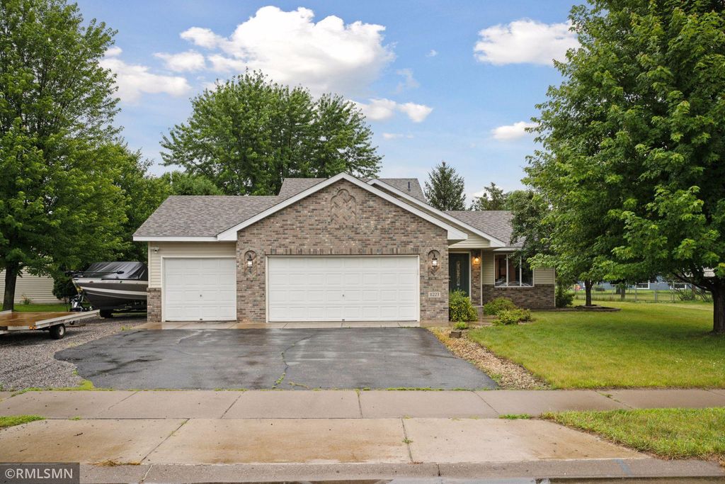11223 Diane Avenue, Becker, MN 55308