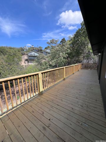 1156 Deerwood, Canyon Lake, TX 78133