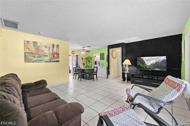 918 McKinley AVE, Lehigh Acres, FL 33972