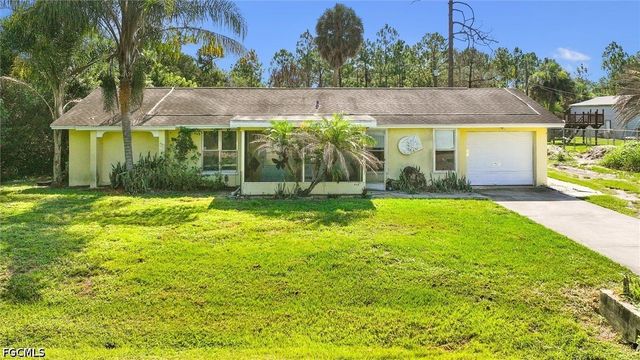 918 McKinley AVE, Lehigh Acres, FL 33972