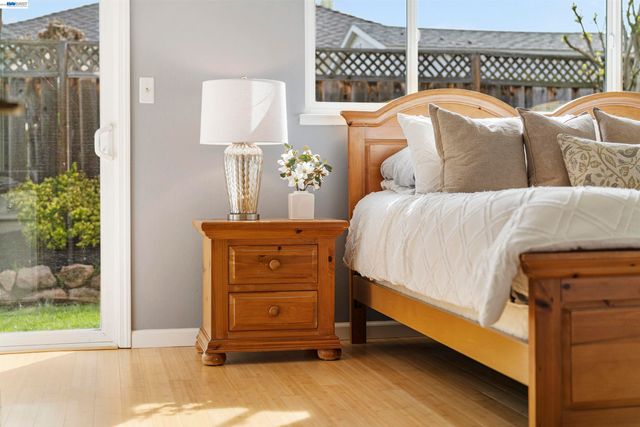 5534 Blackbird Dr, Pleasanton, CA 94566