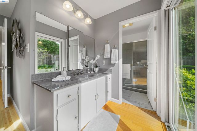 5534 Blackbird Dr, Pleasanton, CA 94566