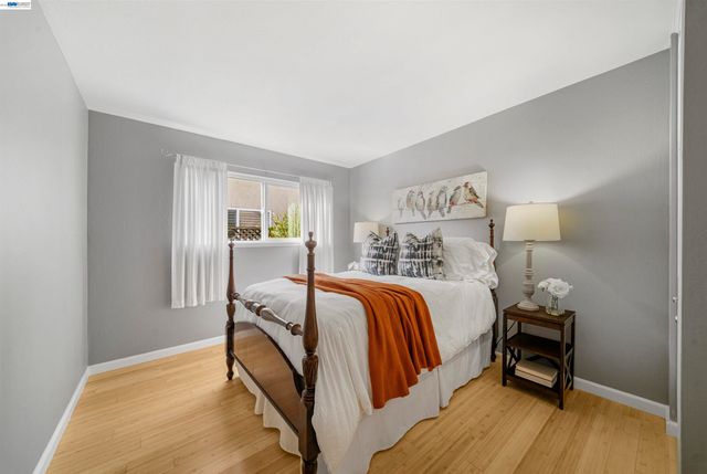 5534 Blackbird Dr, Pleasanton, CA 94566