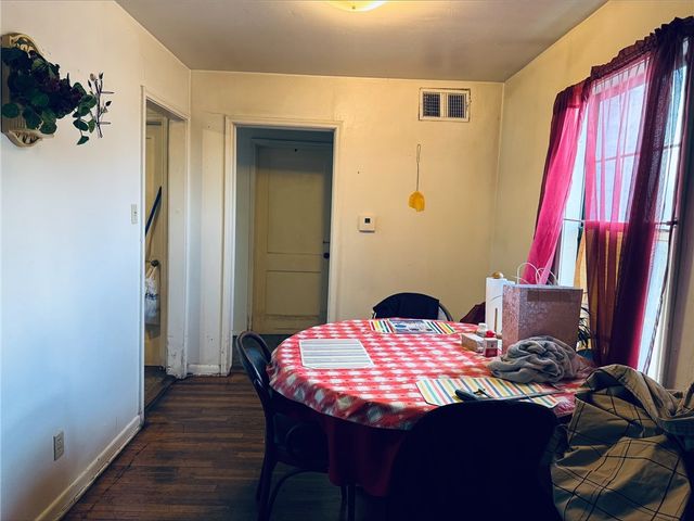 1634 Brentwood Dr, Corpus Christi, TX 78415