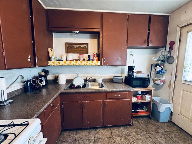 1634 Brentwood Dr, Corpus Christi, TX 78415