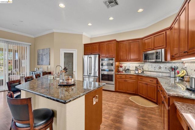 2611 Torrey Pines Dr, Brentwood, CA 94513